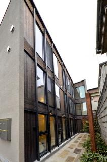 新宿区赤城下町のアパート