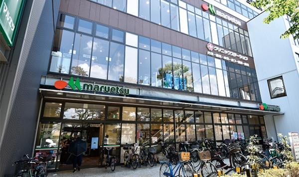 新宿区東五軒町のマンション(マルエツ江戸川橋店)