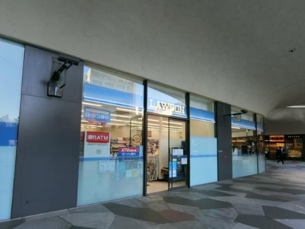 新宿区新宿６丁目のマンション(ローソン新宿イーストサイドスクエア店)