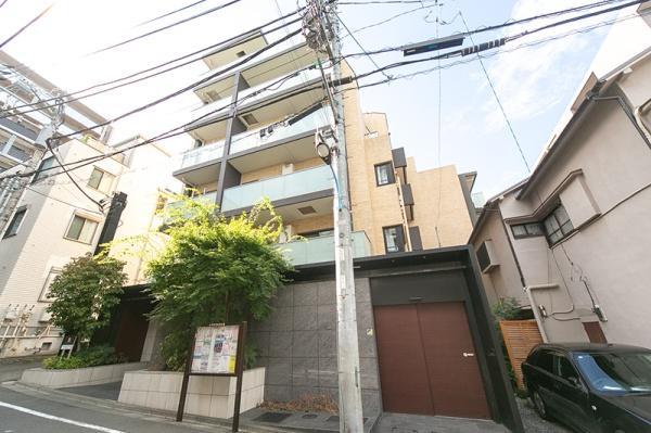 新宿区払方町のマンション