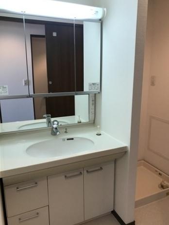 中央区日本橋浜町３丁目のマンション