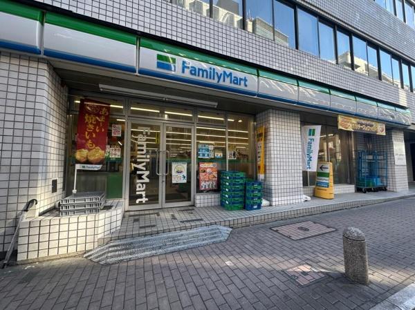 千代田区永田町２丁目のマンション(ファミリーマートエスプラナード赤坂店)