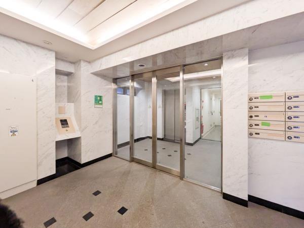 千代田区麹町３丁目のマンション