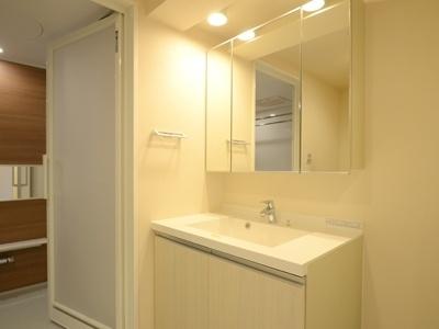 港区西麻布３丁目のマンション