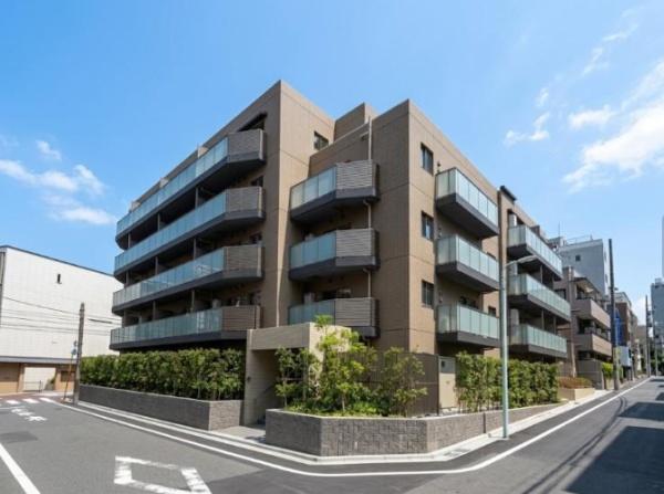 渋谷区代々木４丁目のマンション