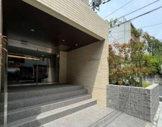 渋谷区代々木４丁目のマンション