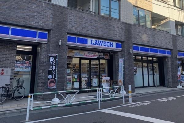 渋谷区代々木４丁目のマンション(ローソン初台一丁目店)