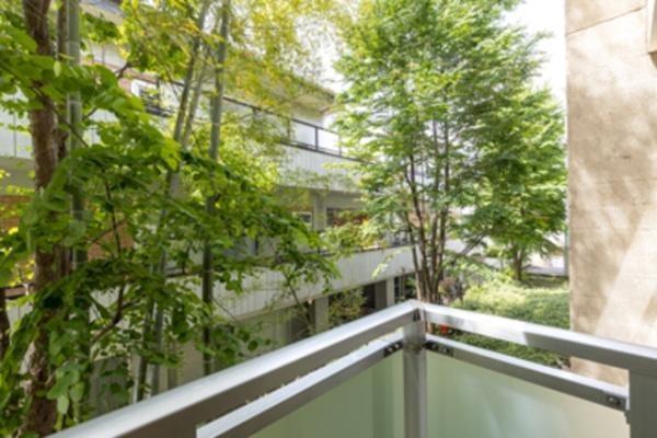 渋谷区神宮前３丁目のマンション