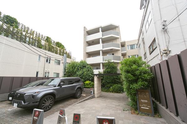 渋谷区神宮前５丁目のマンション