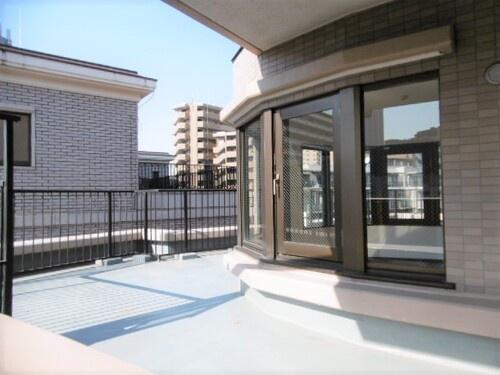 目黒区青葉台４丁目のマンション