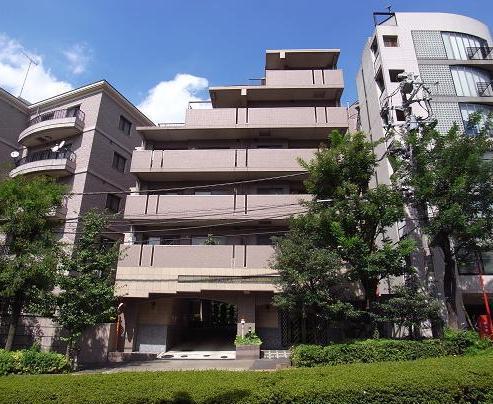 目黒区青葉台4丁目のマンション