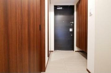 新宿区新宿６丁目のマンション
