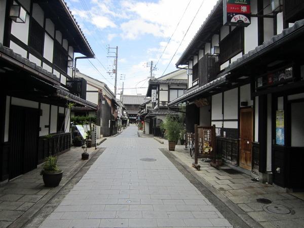 長浜市大宮町テナント(前面道路)