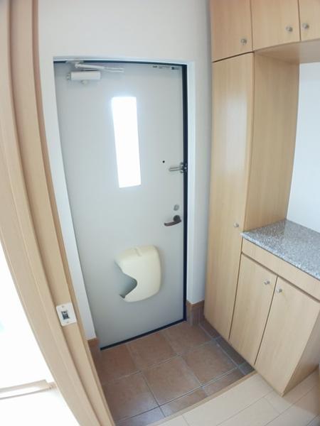 ラ シエスタ(玄関)