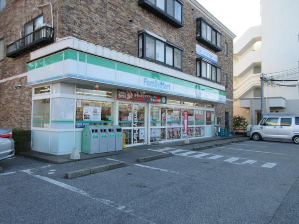 ＲｉｖｅｒＳｉｄｅ・Ｗｉｎ(ファミリーマート市立長浜病院前店)