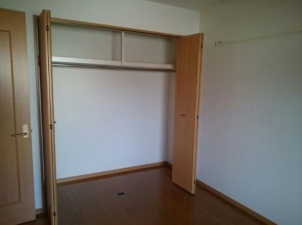 フォーリスト　ヴィレッジ弐番館