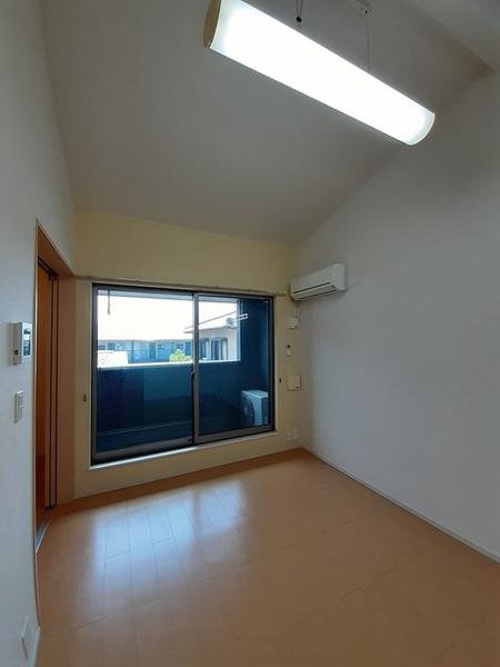 Ｅｔｅｒｎｏ　Ｓｏｌｅ