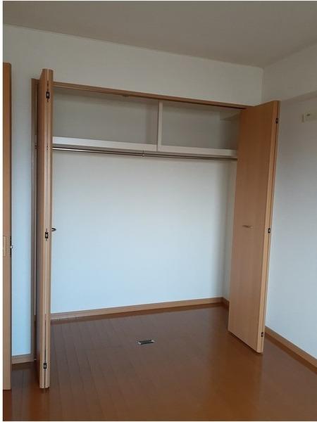 フォーリスト　ヴィレッジ弐番館