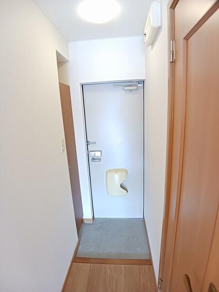 ヴィル クラージュ(玄関)