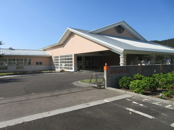 フォレストパーク・七番館(あざい認定こども園(幼稚園))