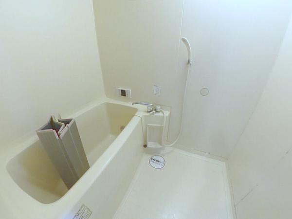 プリーザントハウスJ-1(バス)