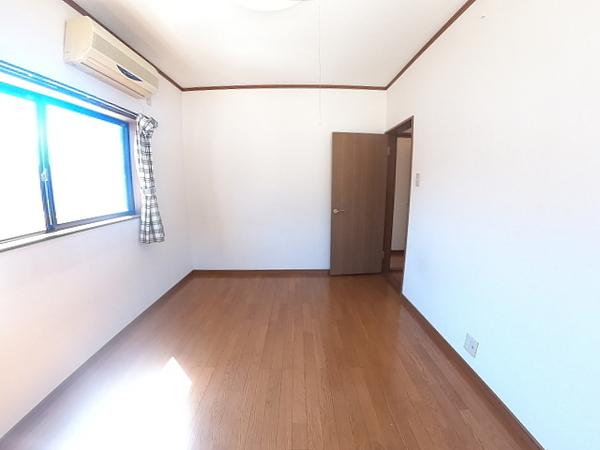米原市坂口貸家(洋室)