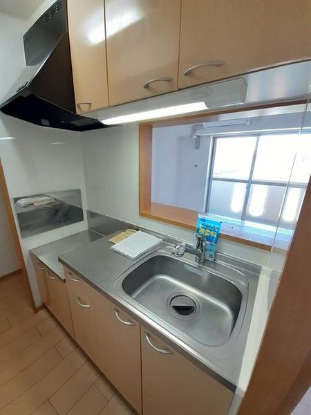 フォーリスト　ヴィレッジ弐番館