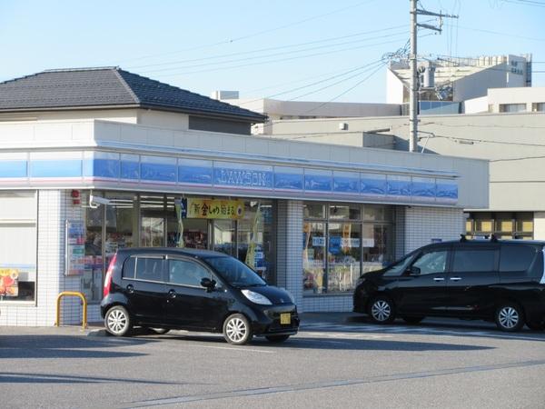 シャルマンコート２番館(ローソン長浜下坂中町店)