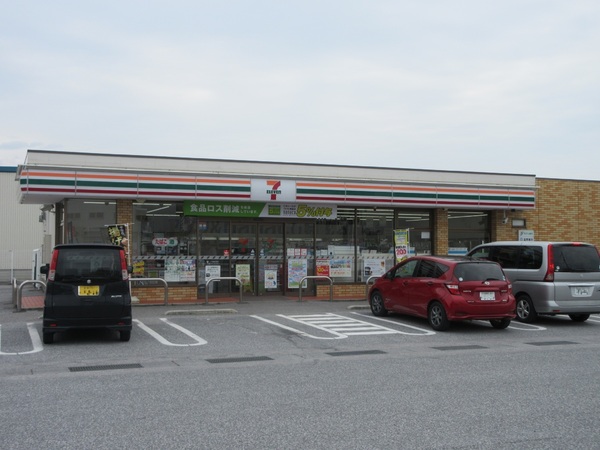 エステート　ピア(セブンイレブン長浜加納町店)