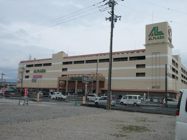 イーストヴィレッジ横田1(アル・プラザ長浜)