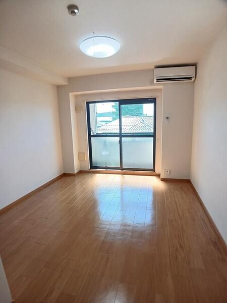 ファウンダー オブ ティー(リビング)