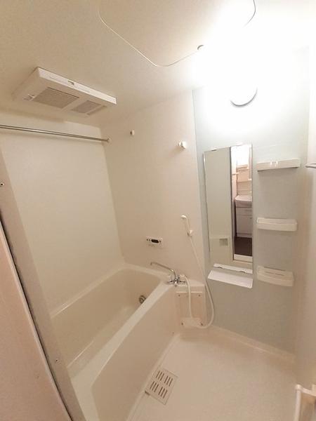 ツイン・アヴニール弐号館