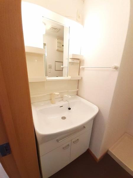 ツイン・アヴニール弐号館