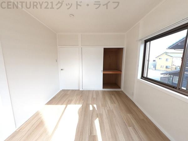 神照町貸家東棟