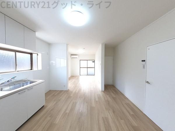 神照町貸家東棟