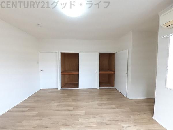 神照町貸家東棟