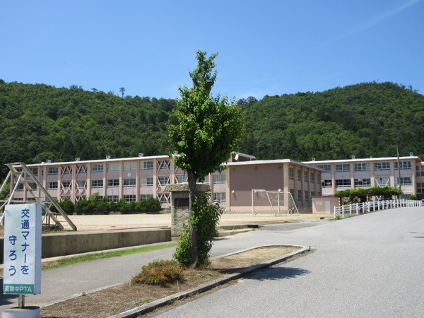 ケンブライト(米原市立双葉中学校)