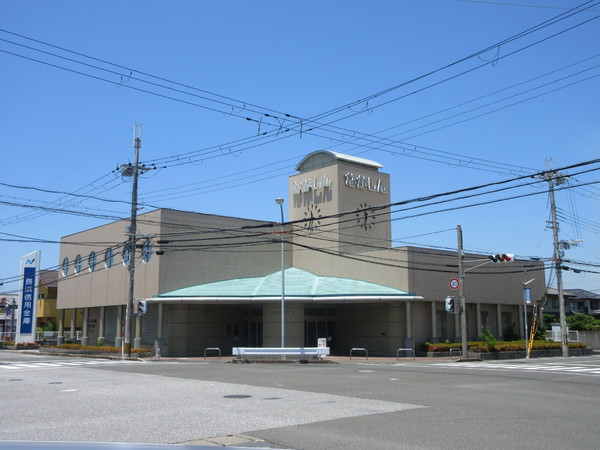 ヴィラ湧水２(長浜信用金庫近江支店)