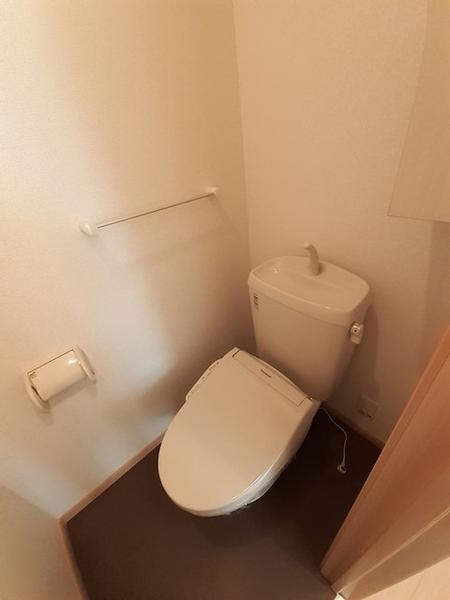 HOLYGLITTER T.J(トイレ)