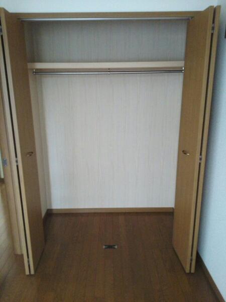 サニーヴィラ壱番館(収納)