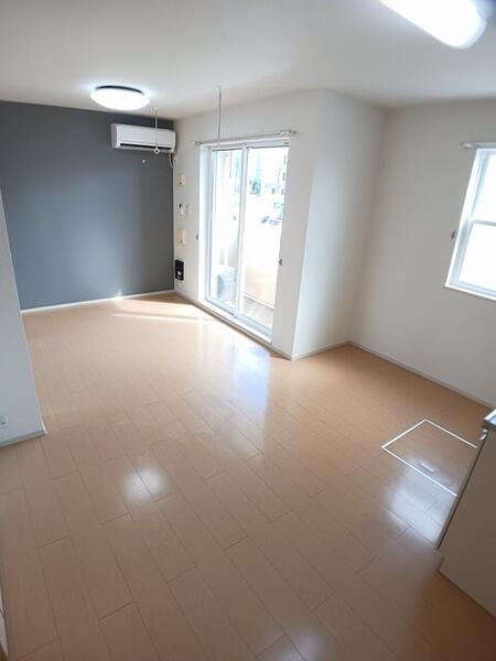 サニーヒル参番館(リビング)