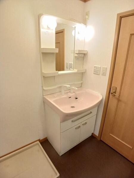 エヴァーグレイス(洗面台・洗面所)