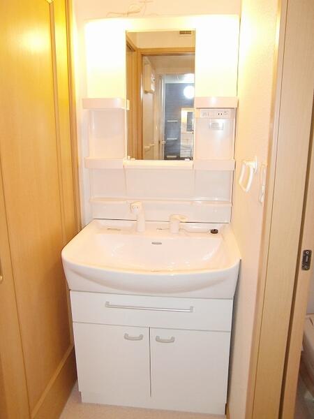 ソル・レヴェンテ ドゥーエ(洗面台・洗面所)