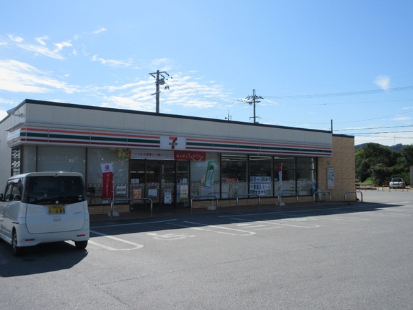 セレーノ　カーサ(セブンイレブン米原野一色店)