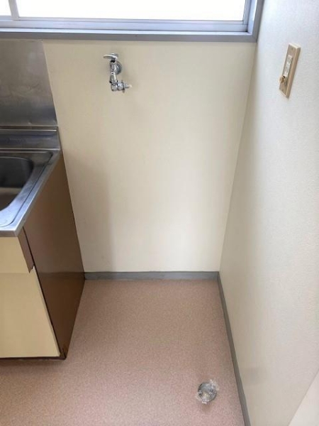 ホワイトコーポ小白川