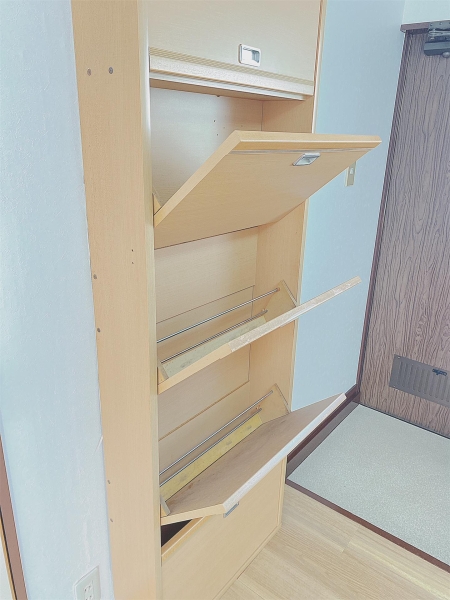 ベルゾーネ小白川B棟