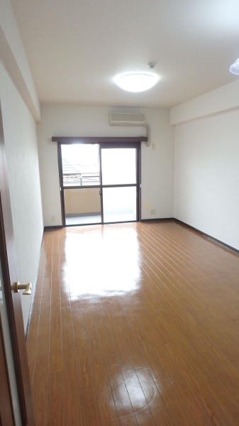 朝日プラザ本町