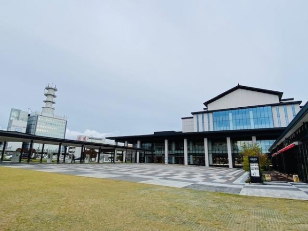 クオリア双葉(やまぎん県民ホール)