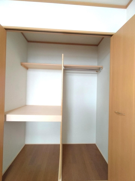 あこやペアシティーIII