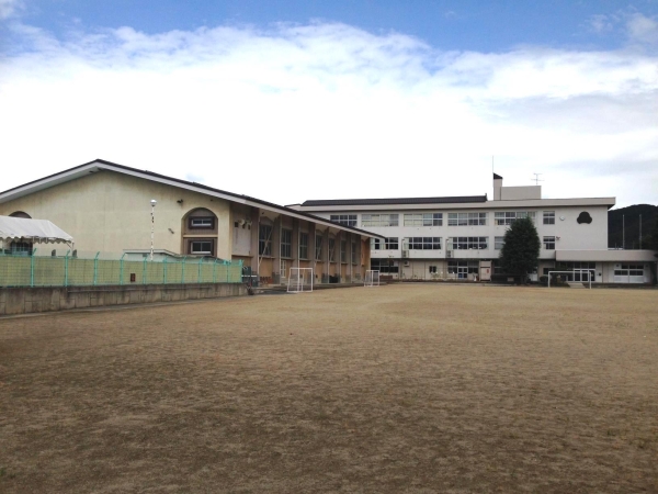 あこやハイツ(山形第五小学校)